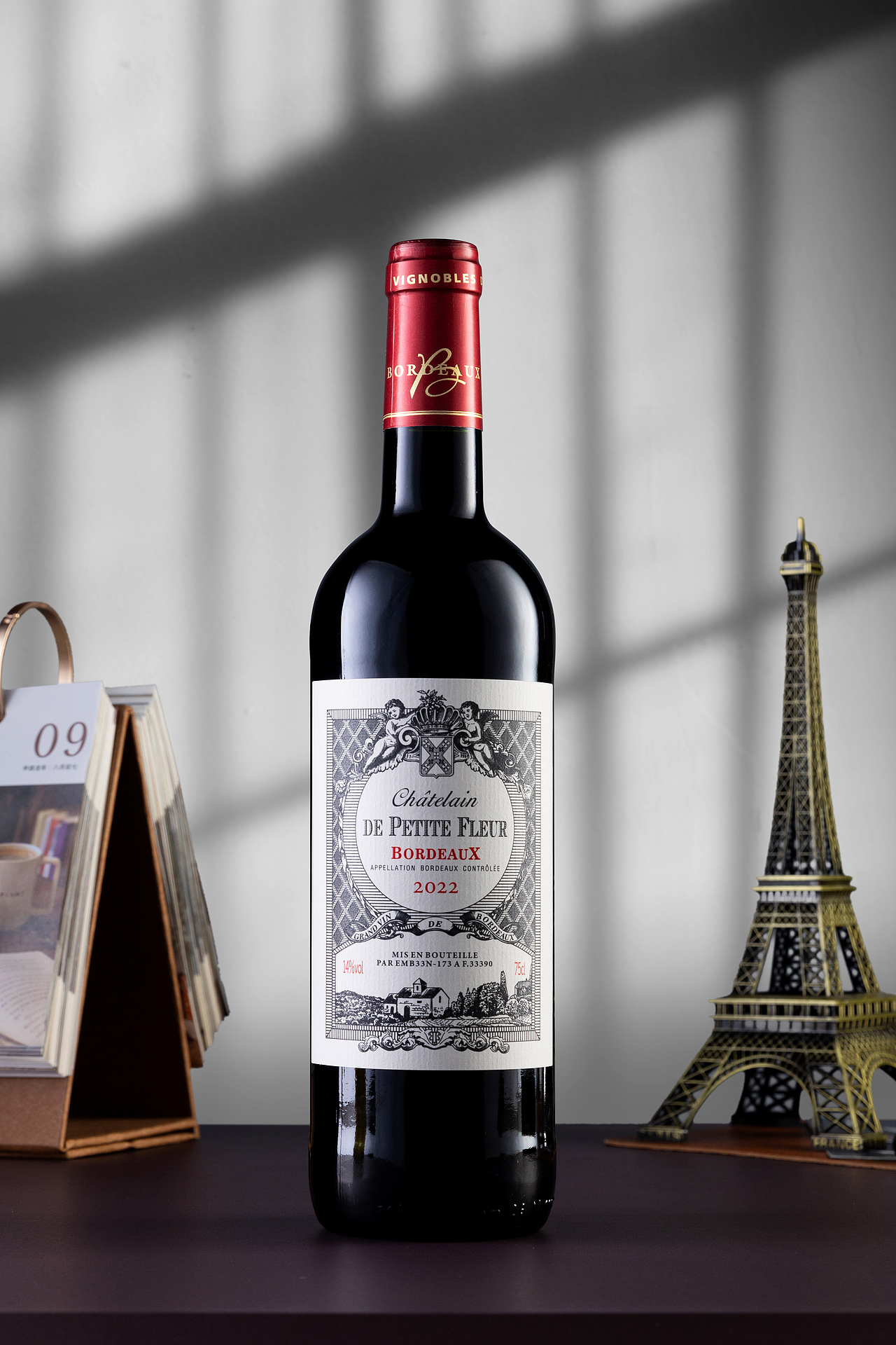 一款紅酒拍攝（圖ZMzg3NDE2ODQ4） - 產(chǎn)品攝影 - 站酷設(shè)計師伍壹柒攝影工作室原創(chuàng)素材 - 站酷ZCOOL