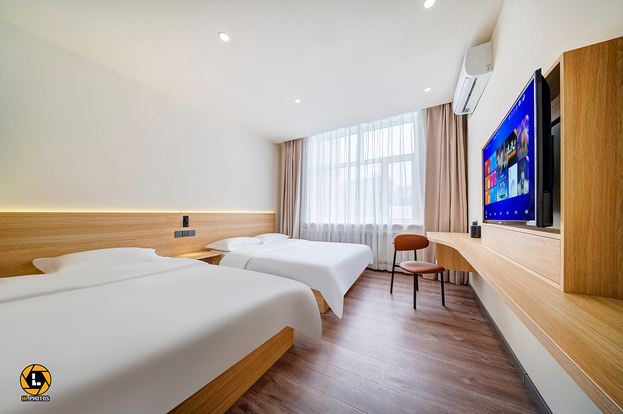 呼伦贝尔海拉尔万枫云酒店