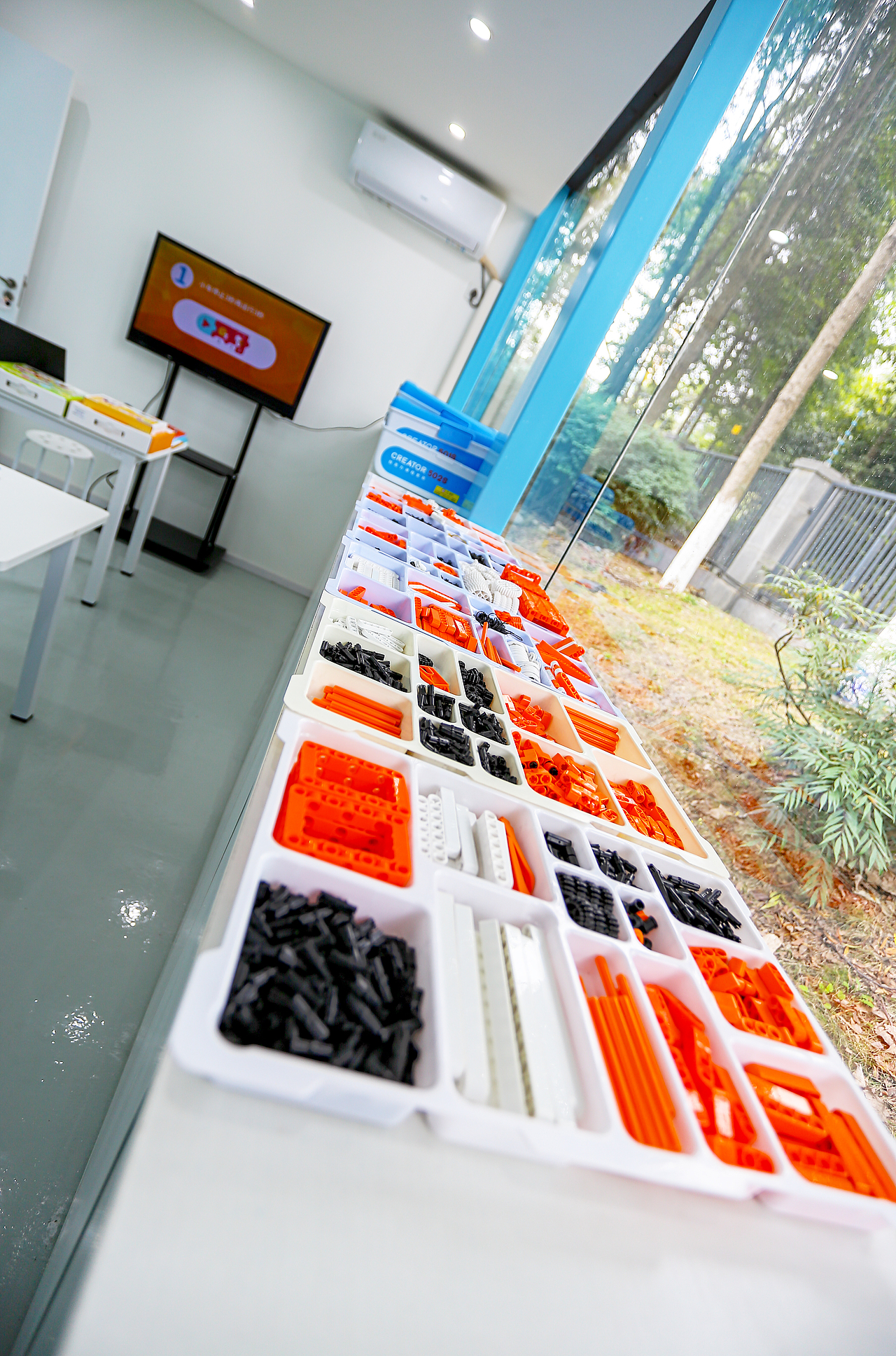 有思有为启梦空间教培机构完工案例（图ZMzg3NDcwNjc2） - 商业空间设计 - 站酷设计师设计师成爽原创素材 - 站酷ZCOOL