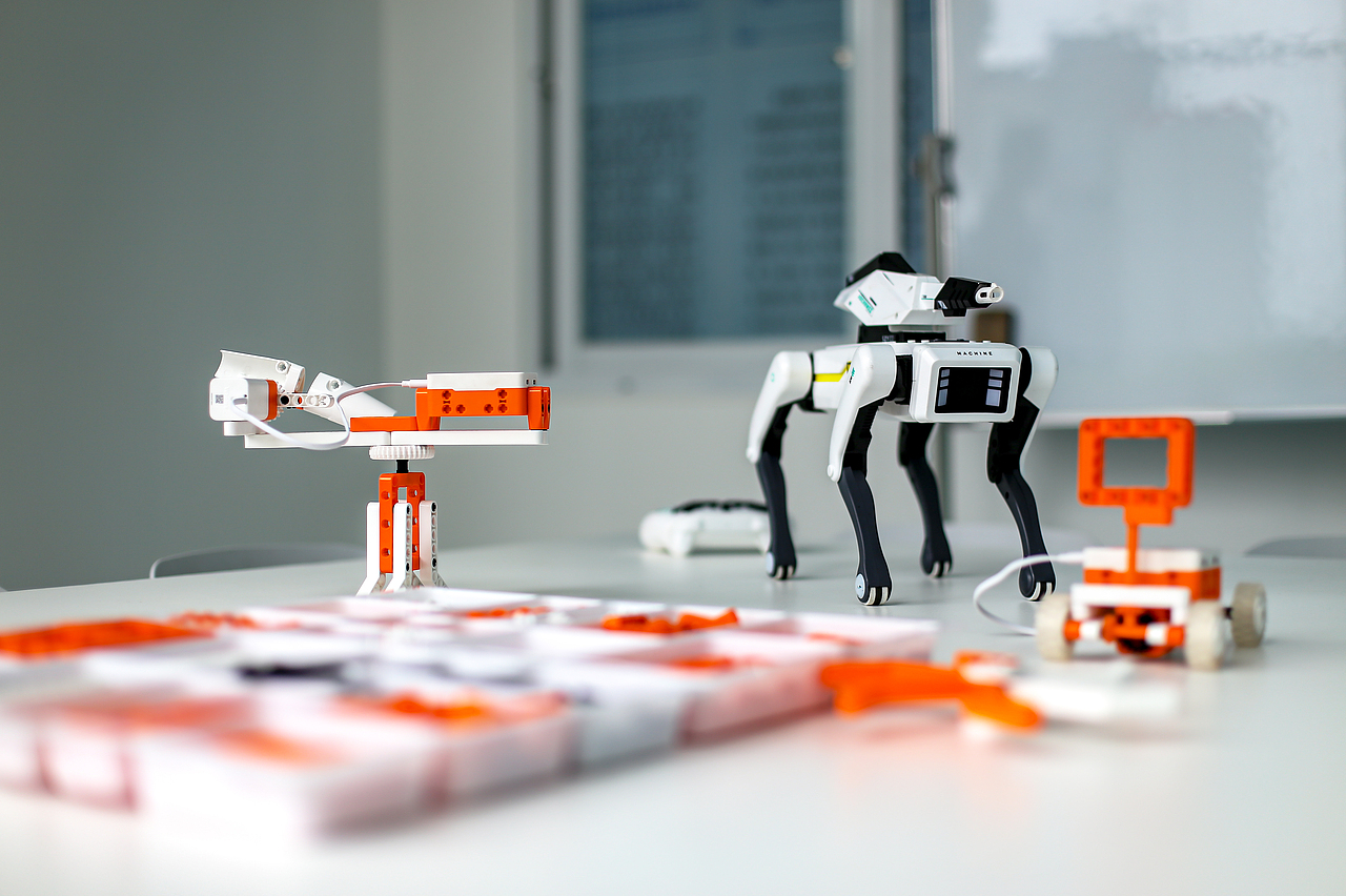 有思有为启梦空间教培机构完工案例（图ZMzg3NDcwNzQw） - 商业空间设计 - 站酷设计师设计师成爽原创素材 - 站酷ZCOOL