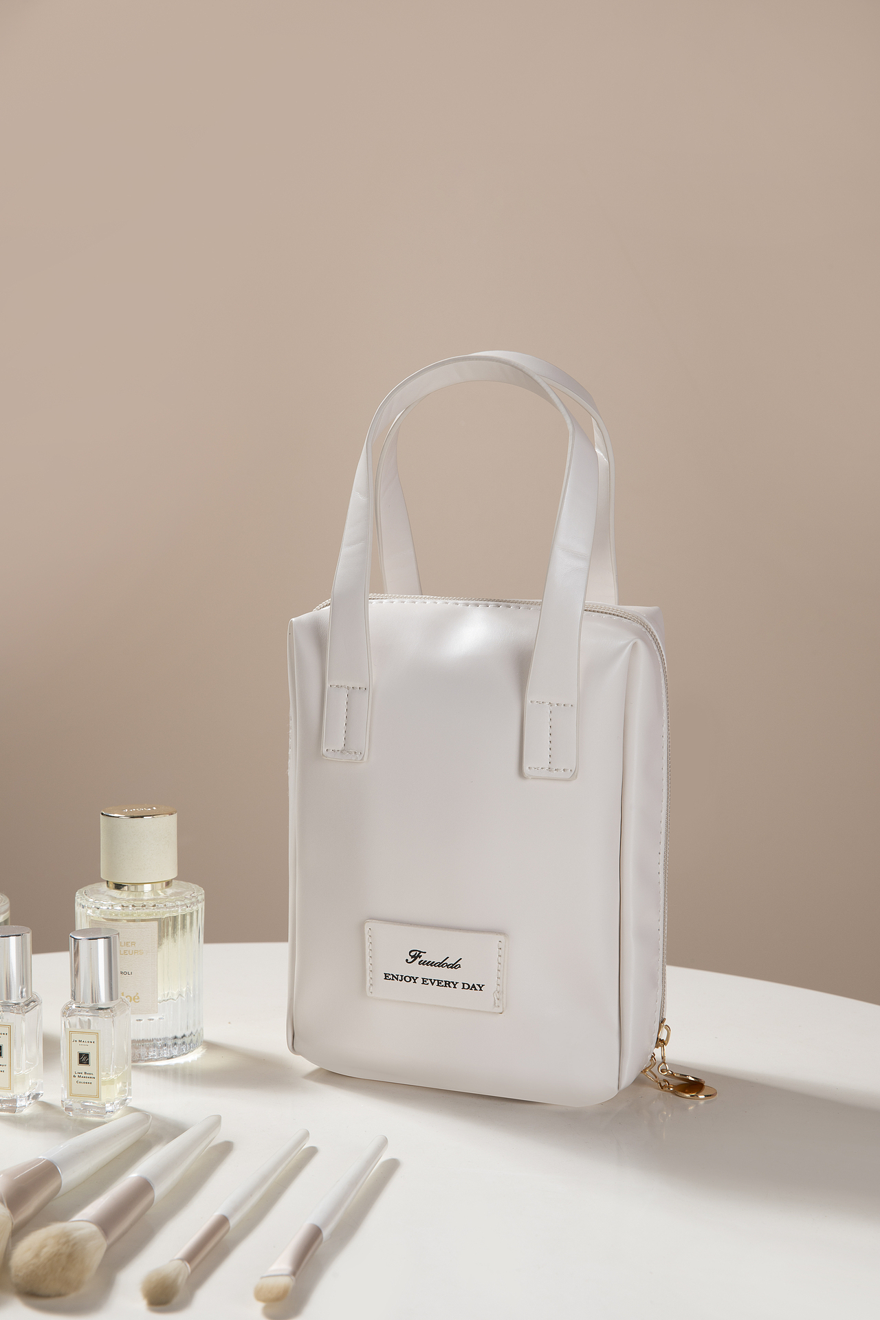 手提化妆收纳包の静物拍摄