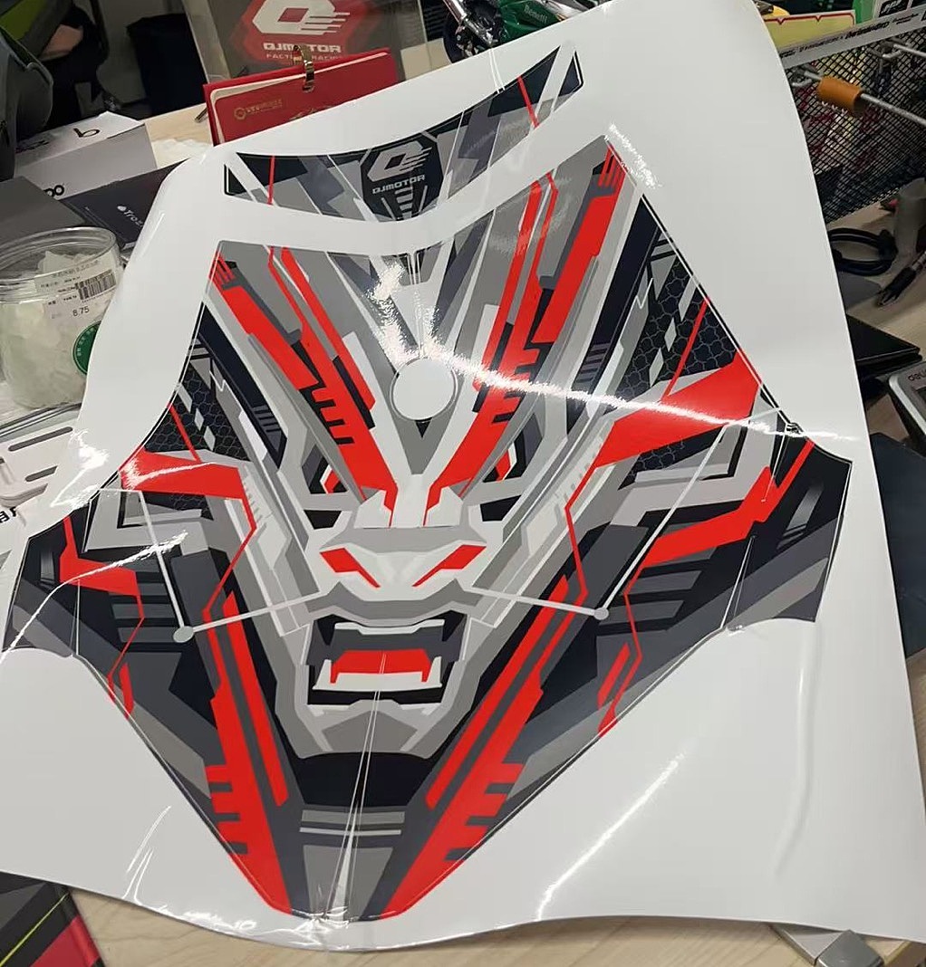 钱江摩托【鸿150RS】前盖板印花设计（图ZMzg3NTA3Njgw） - 商业插画 - 站酷设计师晨鸣达原创素材 - 站酷ZCOOL