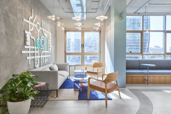 为了增加温暖和自然质感 橡木风格被无缝融入设计中（图ZMTUwNDgxMjA=） - 资讯 - 站酷设计师凯悦办公装修原创素材 - 站酷ZCOOL