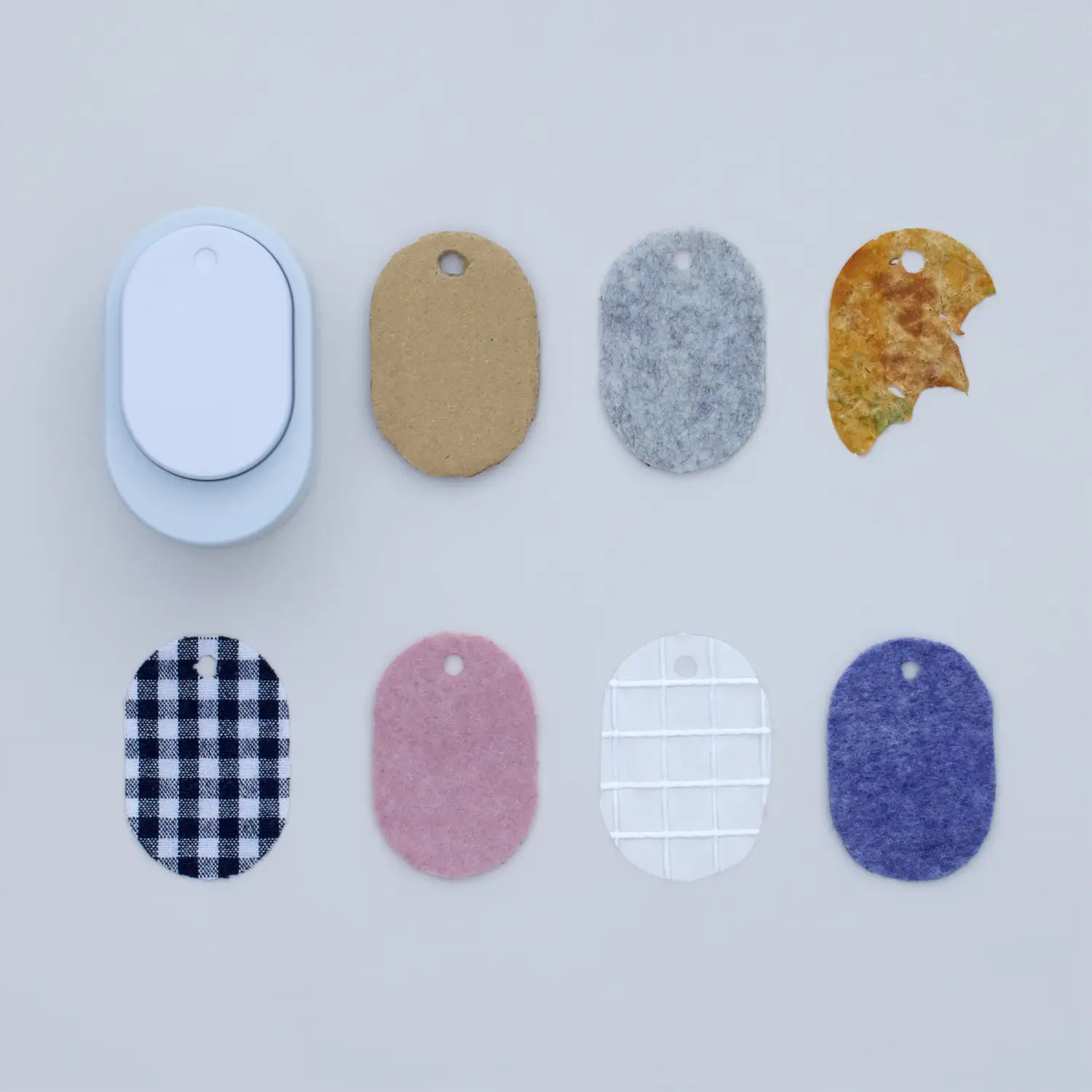 Twitter 总部大楼“小鸟标志 ”再被拍卖/2025国誉设计大奖揭晓/Roblox推出模型Cube（图ZMTUwNDgzODQ=） - 资讯 - 站酷设计师站酷资讯原创素材 - 站酷ZCOOL