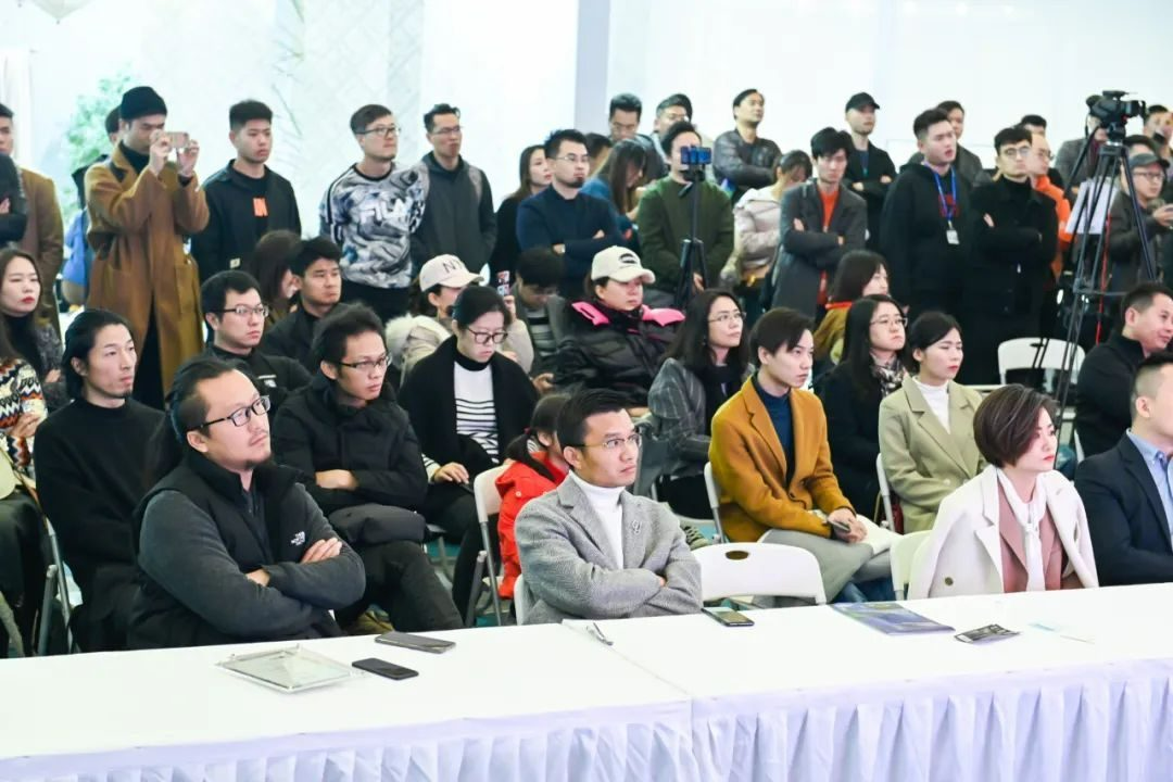 设计「焕新」，领航未来 | 2025上海国际设计周全新出发！（图ZMTUwNDg1NzI=） - 观点 - 站酷设计师上海国际设计周原创素材 - 站酷ZCOOL
