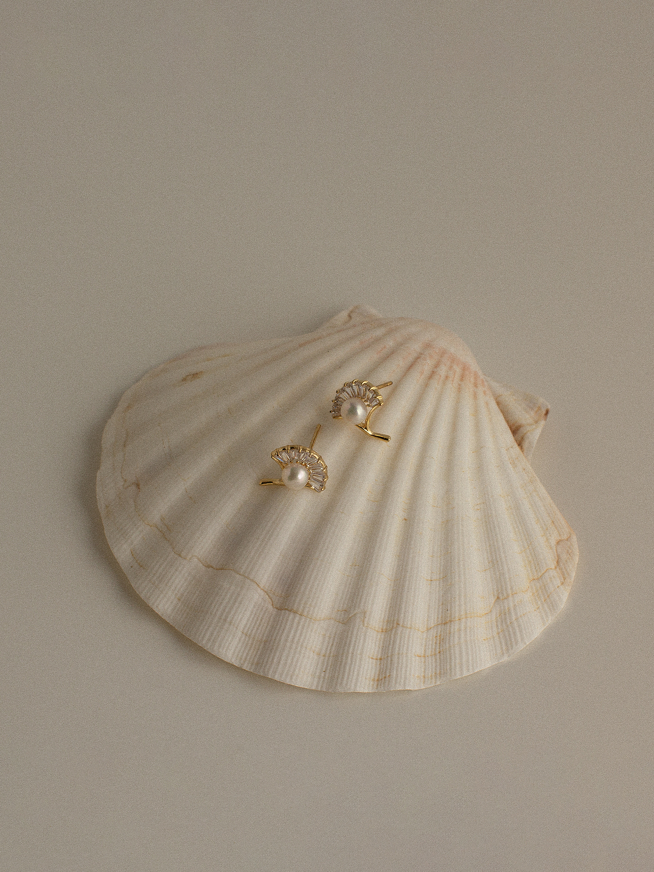 飾品拍攝（圖ZMzg3NjY5MDQ4） - 產(chǎn)品攝影 - 站酷設(shè)計(jì)師ANNA_SHU原創(chuàng)素材 - 站酷ZCOOL