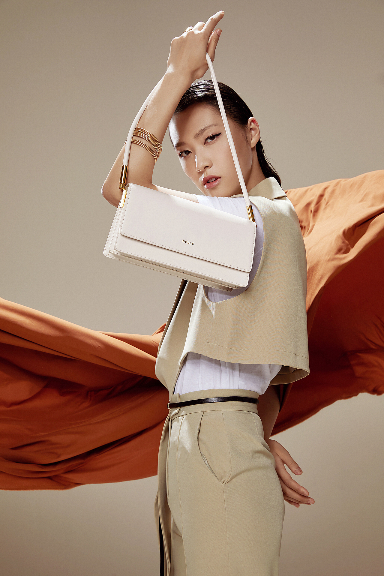 请一个模特拍几款包包（图ZMzg3NzQxODk2） - 产品摄影 - 站酷设计师无二记原创素材 - 站酷ZCOOL