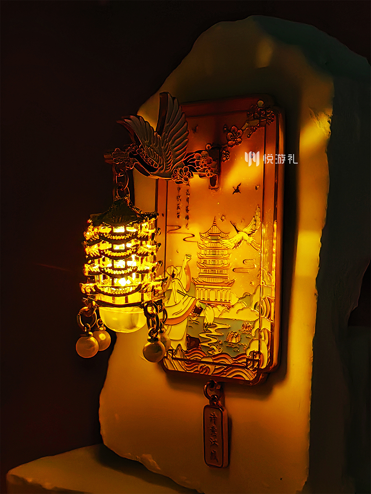 鹤舞流光黄鹤楼夜光金属冰箱贴 景区/武汉城市文创设计