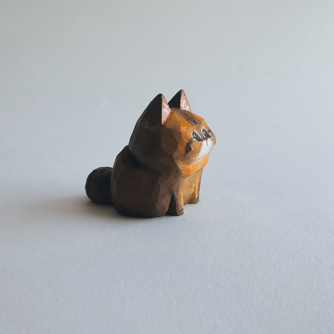 木雕小猫咪