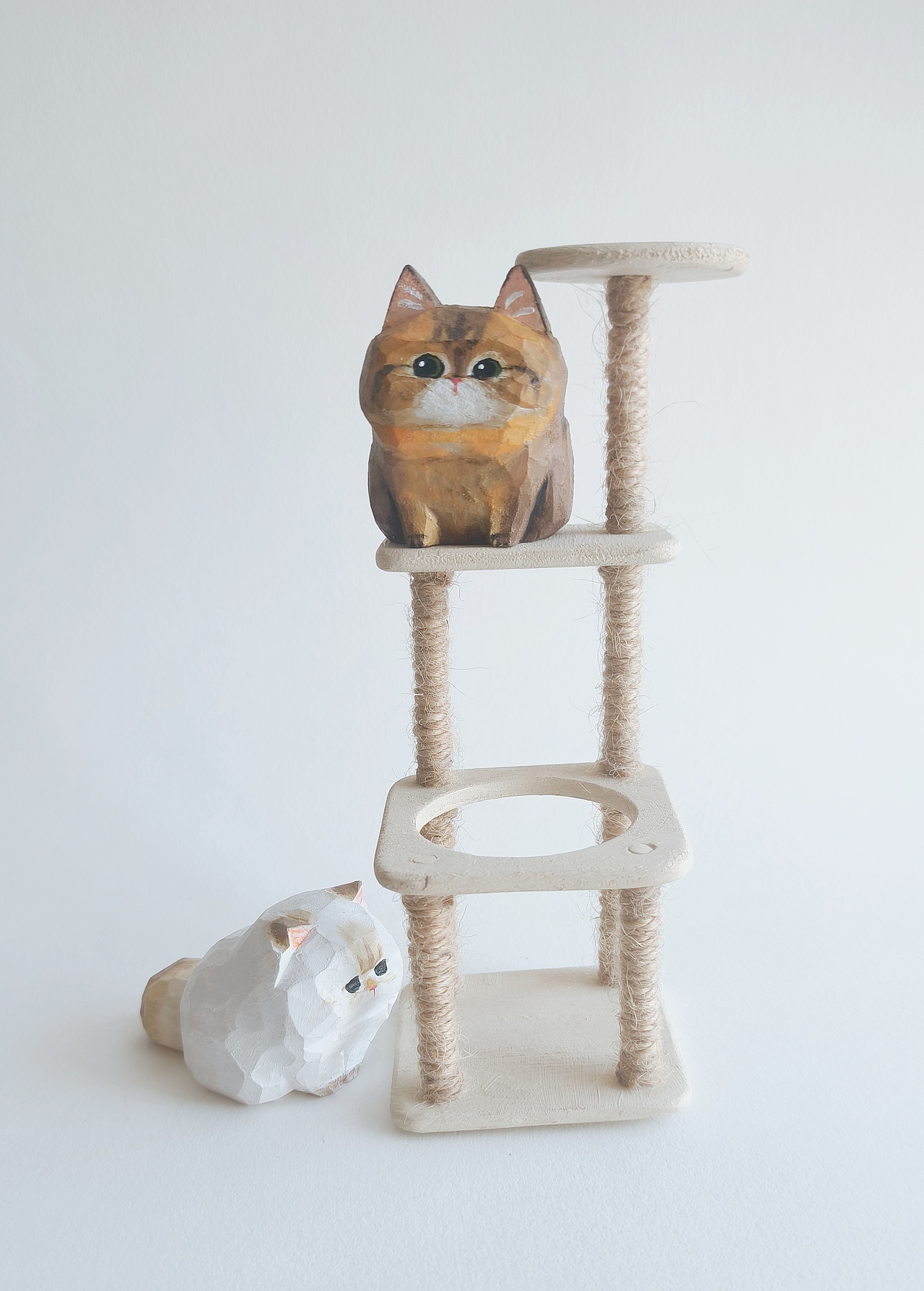 木雕小猫咪