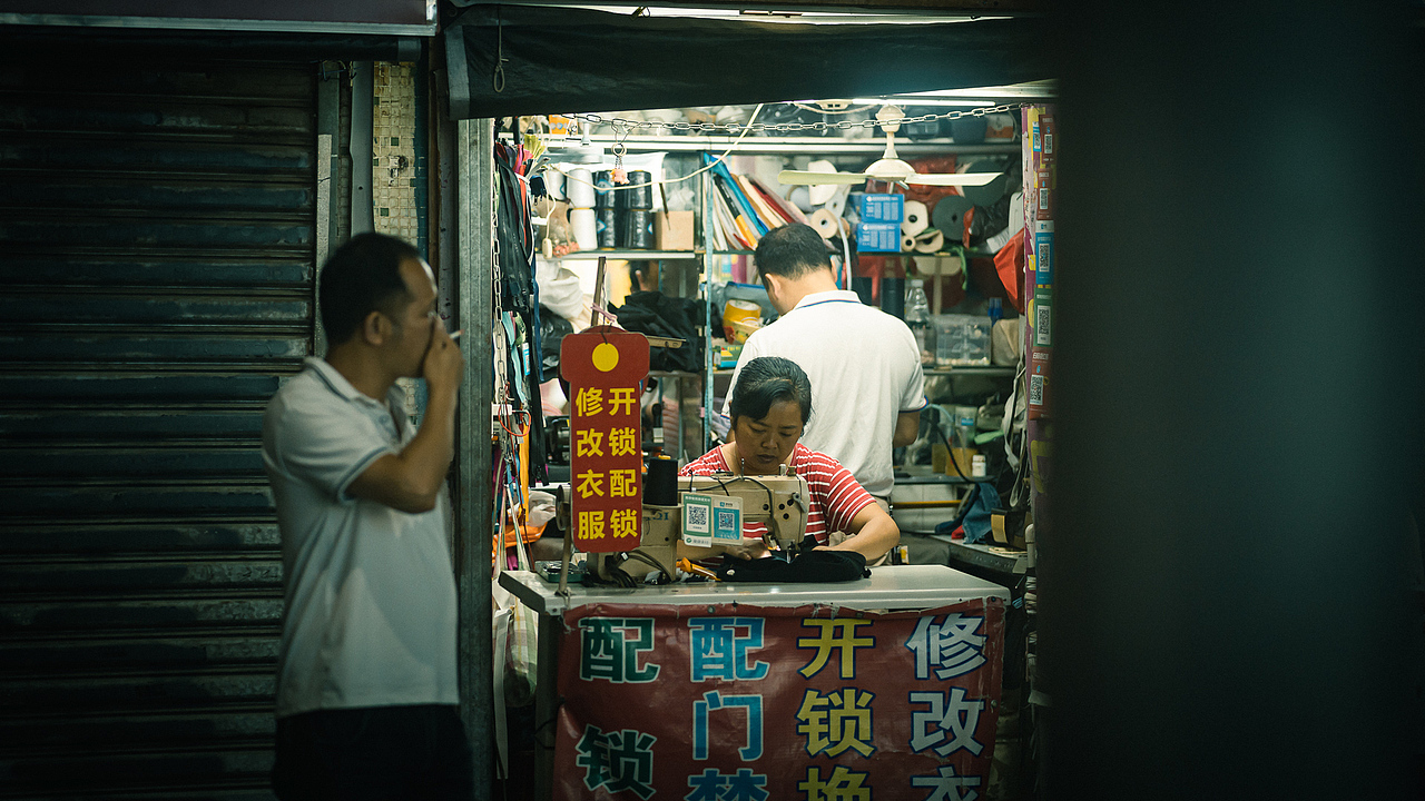 街头摄影丨身边两公里（图ZMzg3ODM4Nzc2） - 人文/纪实摄影 - 站酷设计师Lee亮先森原创素材 - 站酷ZCOOL