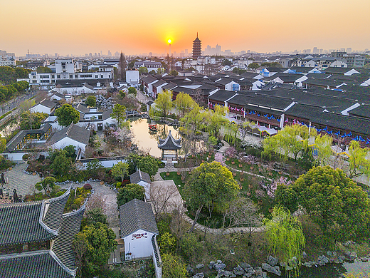 苏州桃花坞日出
