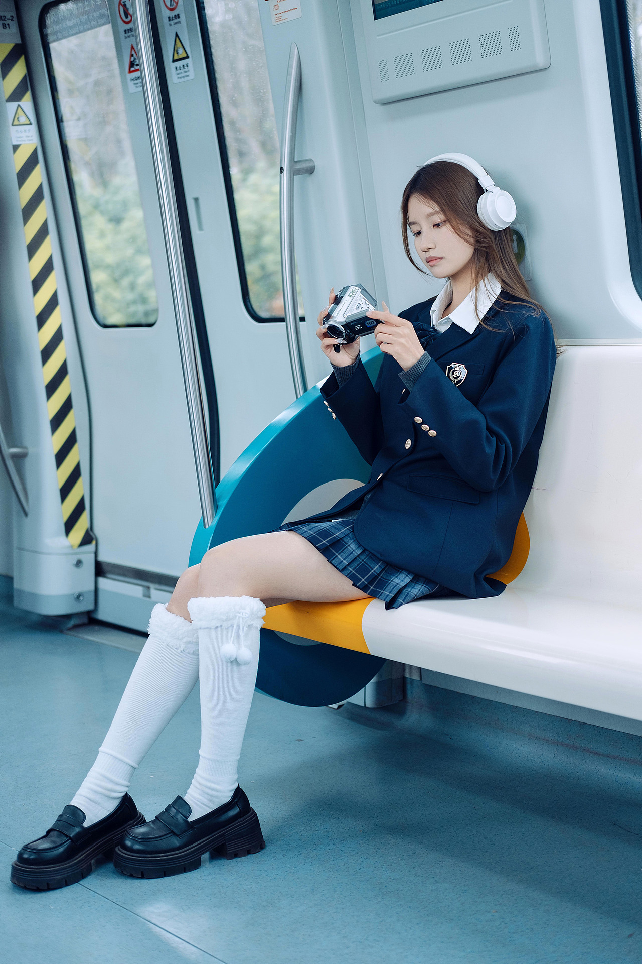 地铁站jk日系（图ZMzg4MDU2MDky） - 人像摄影 - 站酷设计师胖虎自有妙计原创素材 - 站酷ZCOOL