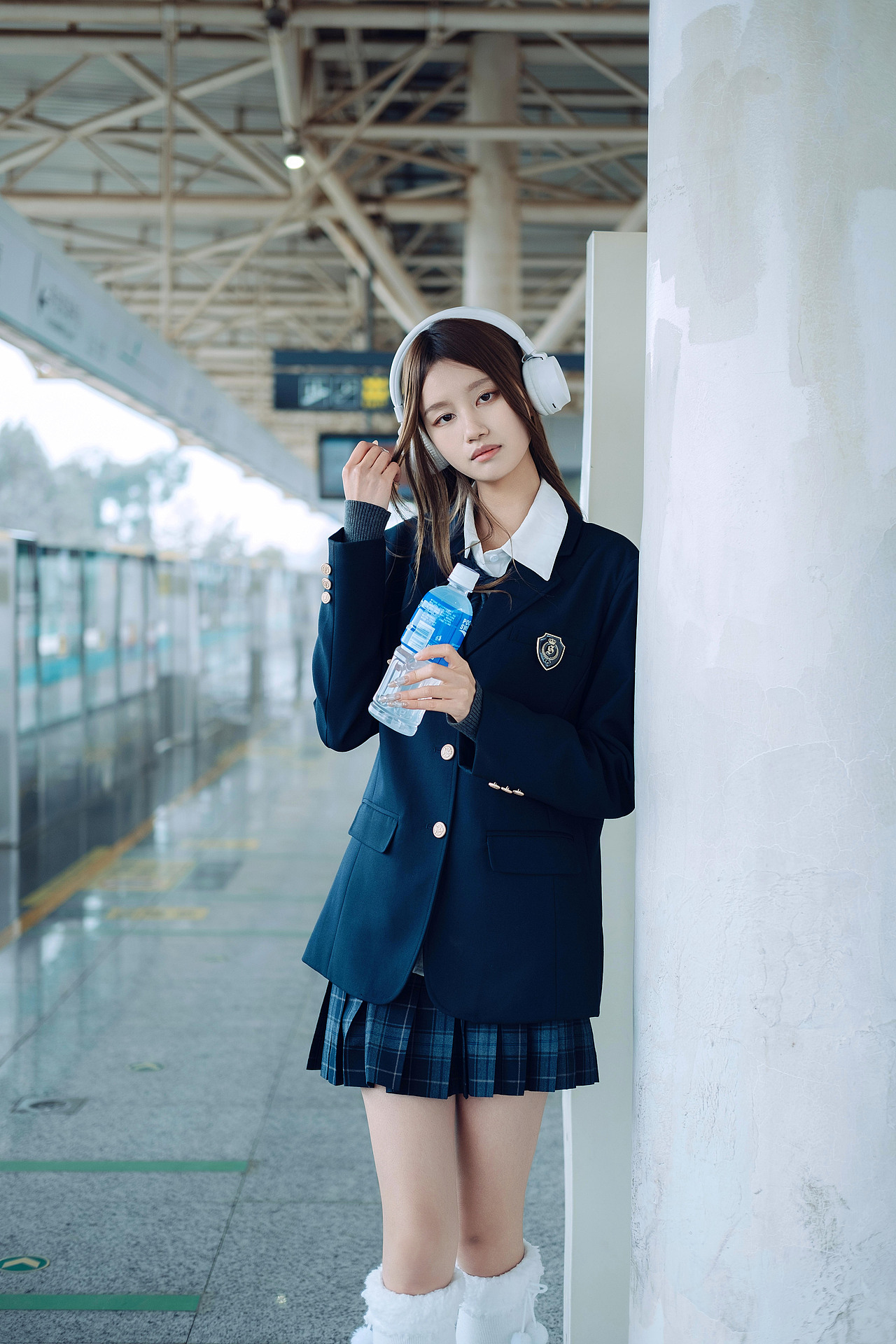 地铁站jk日系（图ZMzg4MDU2MTM2） - 人像摄影 - 站酷设计师胖虎自有妙计原创素材 - 站酷ZCOOL