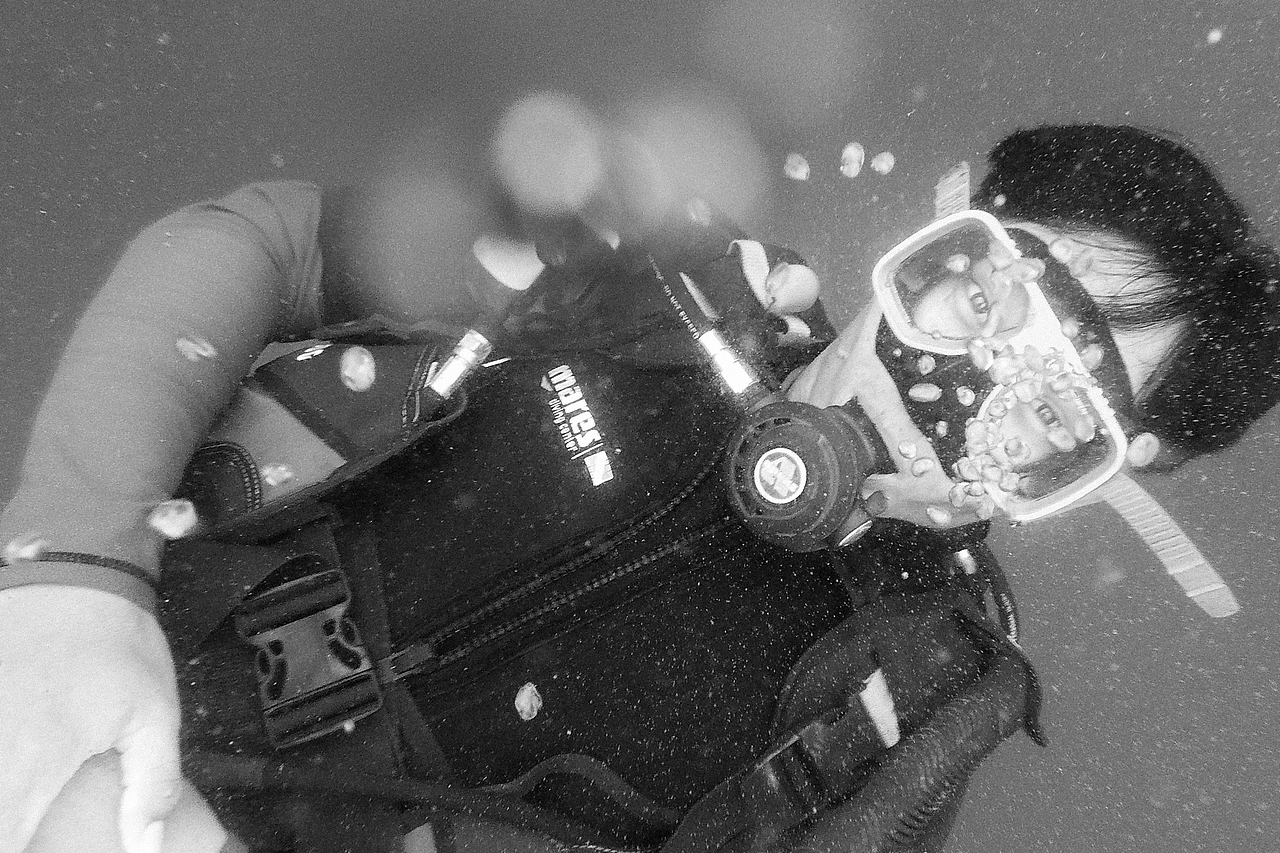 水下摄影:太空漫步