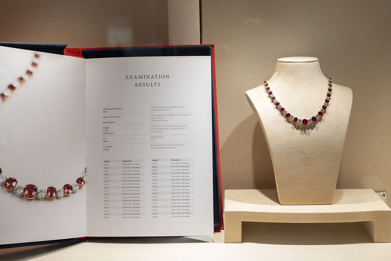 香港国际珠宝专业展台设计珠宝展陈设计搭建（图ZMzg4MjAwNjY0） - 展陈设计 - 站酷设计师愉悦创意原创素材 - 站酷ZCOOL