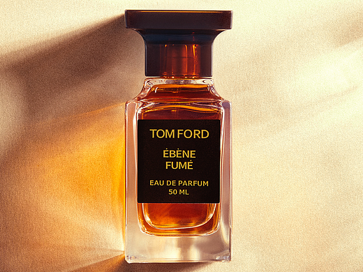 產(chǎn)品攝影·香水（個(gè)人主頁-ZNzE2NjI4ODQ=） - 產(chǎn)品攝影 - 站酷設(shè)計(jì)師攝影師LNYu原創(chuàng)素材 - 站酷ZCOOL