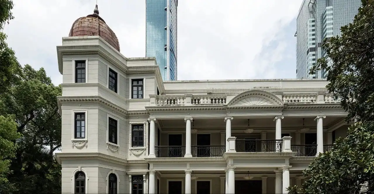 2025北影节官方海报发布/世界首座3D打印车站落地日本/麦当劳联名电影《我的世界》