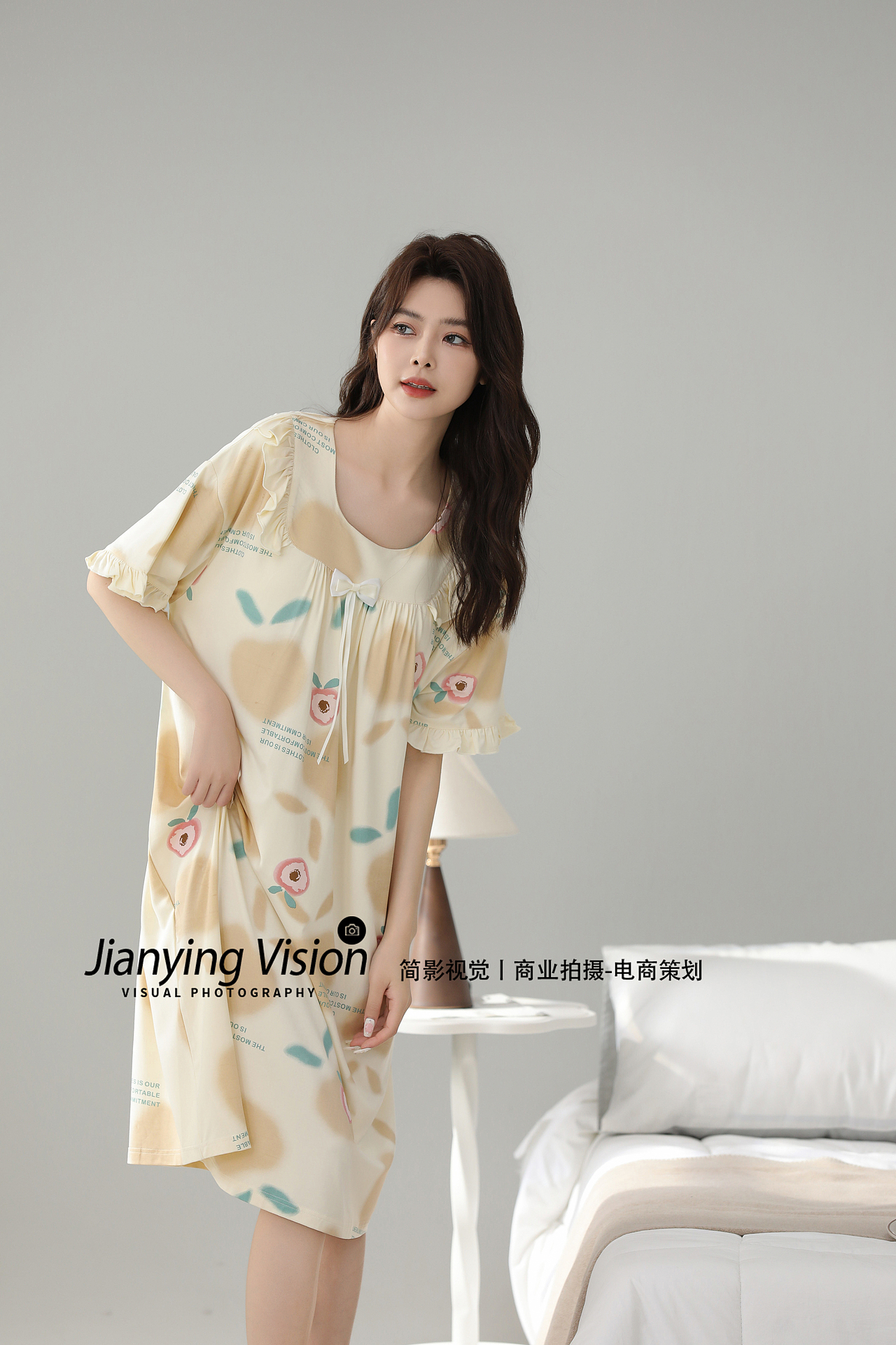 杭州女家居服摄影丨 睡衣摄影拍摄丨 广州女模🔥（图ZMzg4MjQ0MTM2） - 人像摄影 - 站酷设计师简影视觉原创素材 - 站酷ZCOOL