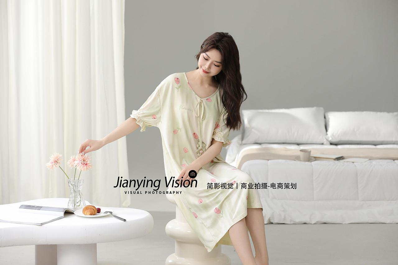 杭州女家居服摄影丨 睡衣摄影拍摄丨 广州女模🔥（图ZMzg4MjQ0MTI4） - 人像摄影 - 站酷设计师简影视觉原创素材 - 站酷ZCOOL