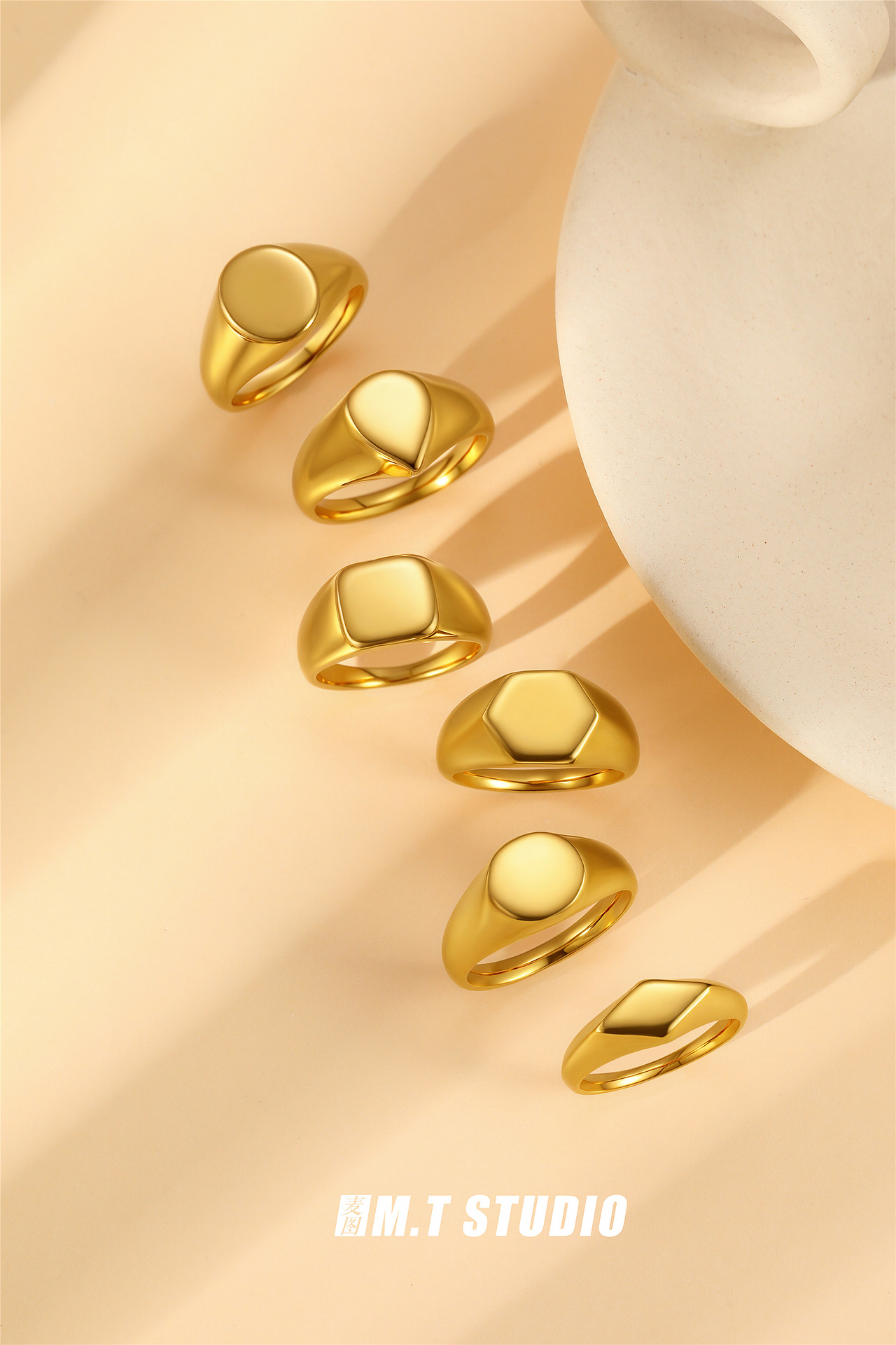 戒指精修丨首饰丨珠宝摄影丨义乌摄影丨饰品摄影丨首饰（图ZMzg4MjQ1ODEy） - 产品摄影 - 站酷设计师麦图商业摄影原创素材 - 站酷ZCOOL