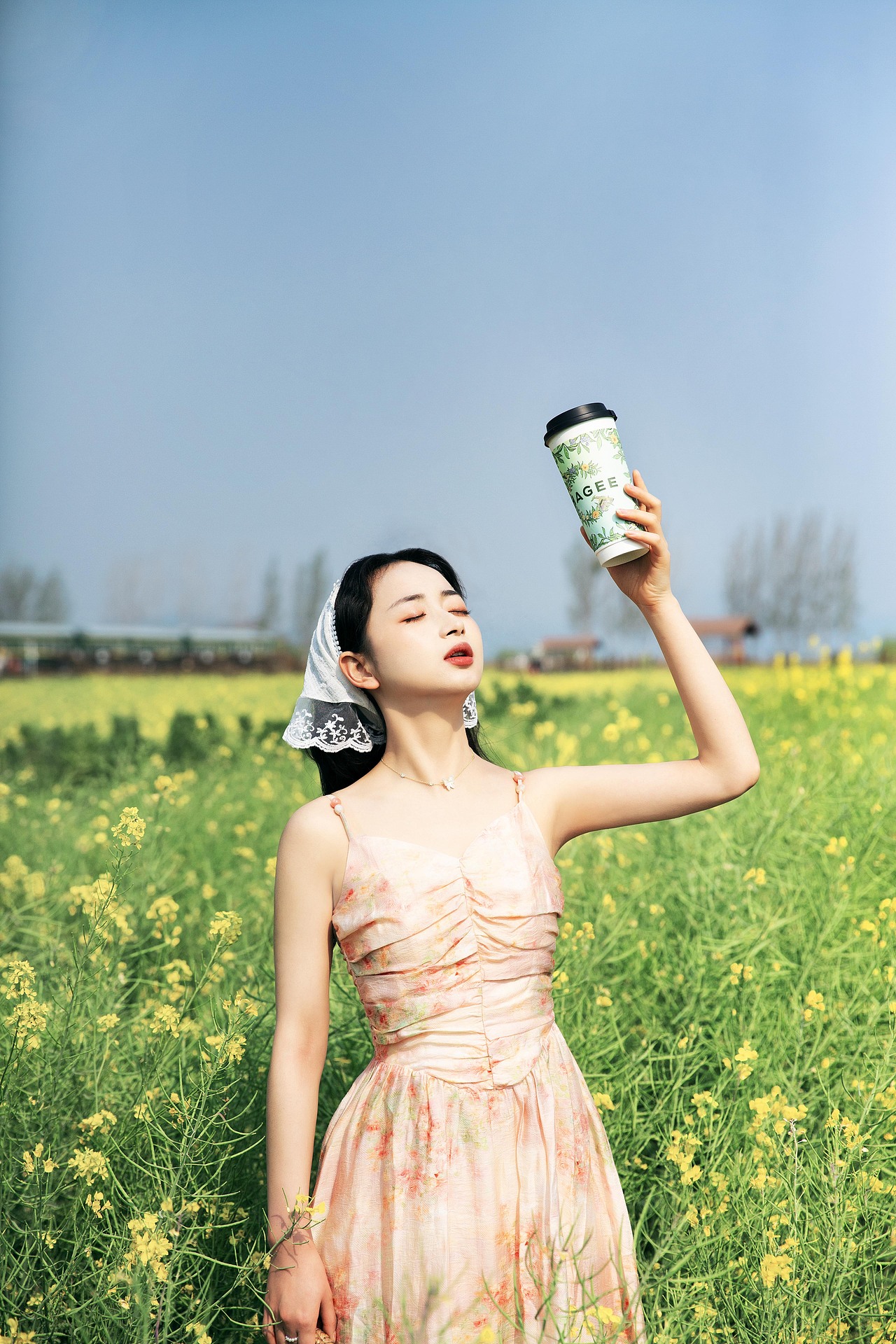 当我看到醒时春山的包装时，我心里的画面（图ZMzg4Mjc5MDc2） - 人像摄影 - 站酷设计师摄影师楚淇原创素材 - 站酷ZCOOL