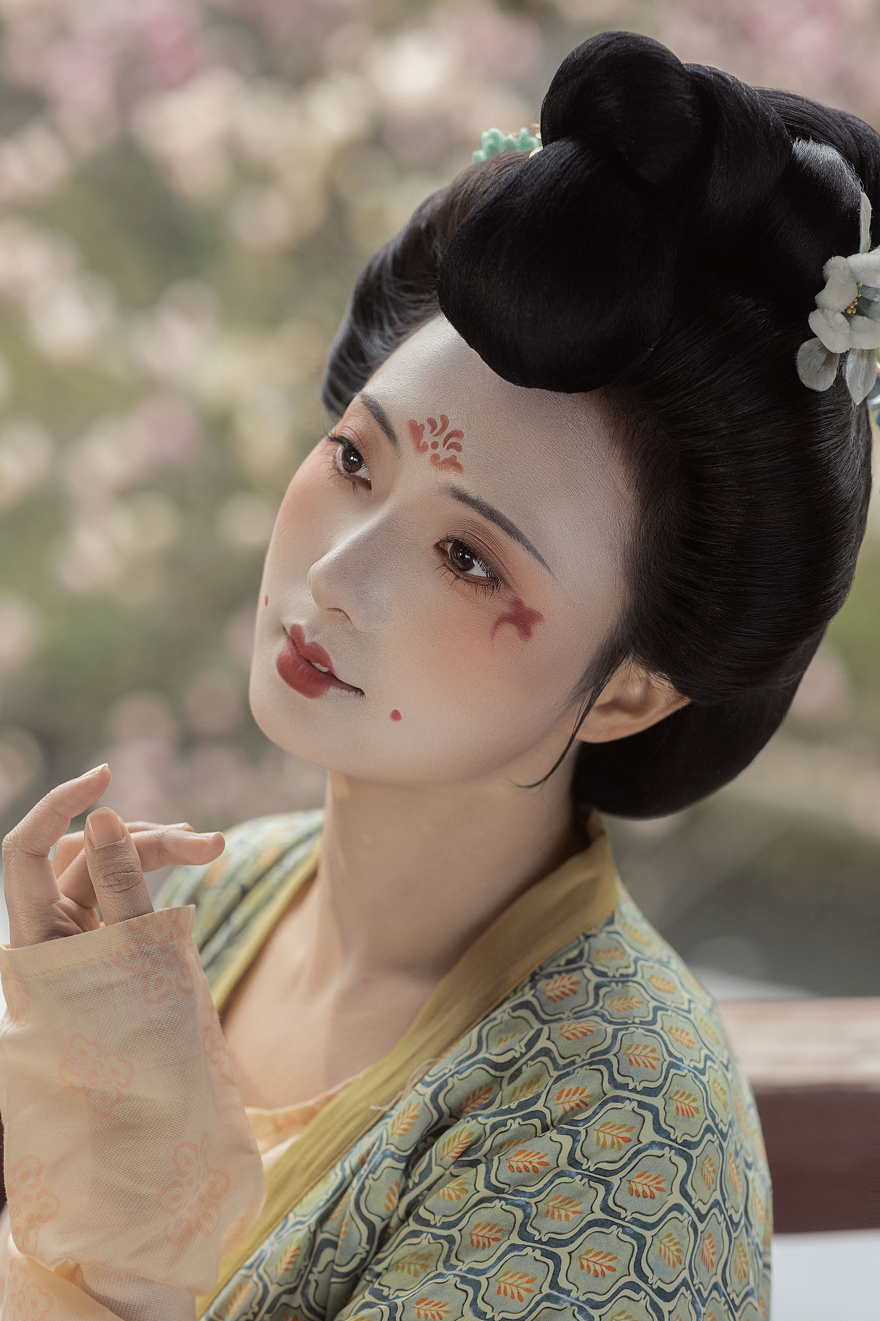 初春行