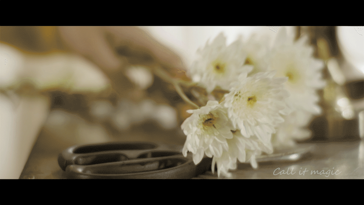 品牌视觉全案 | MORROR ART 悬浮歌词音箱 X LAPRO良鹏