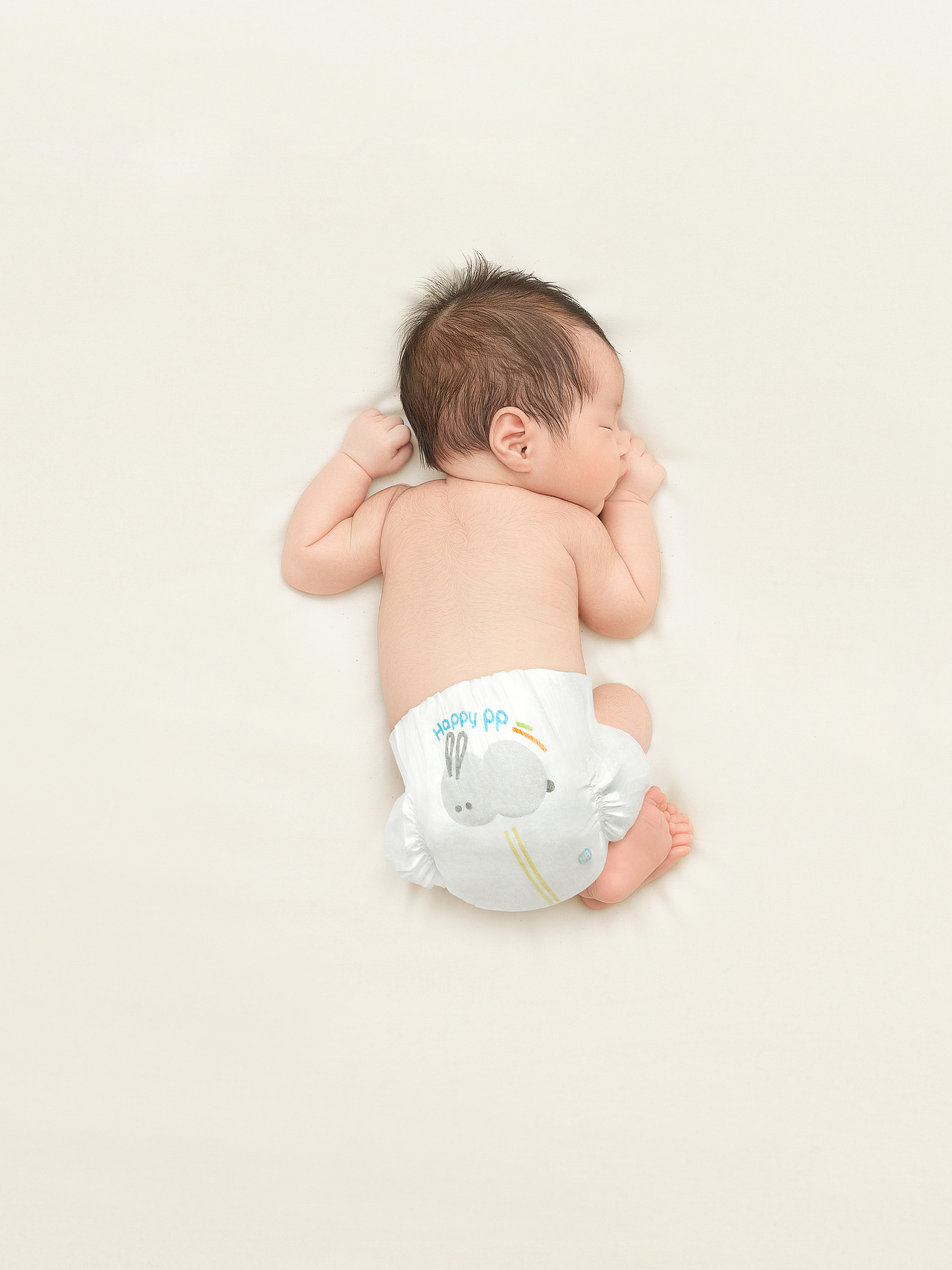 好奇 婴儿纸尿裤拍摄（图ZMzg4MzUwMzY4） - 人像摄影 - 站酷设计师101Space原创素材 - 站酷ZCOOL