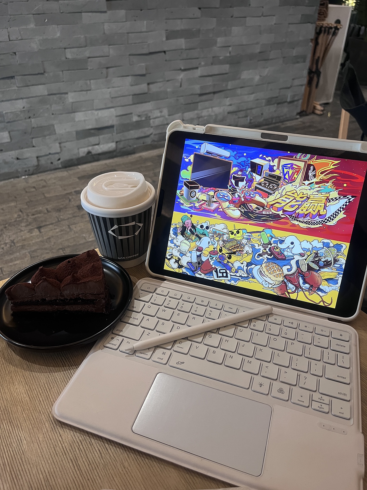 (最近在准备跳C中....希望有人注意这个小地方的设计师~)