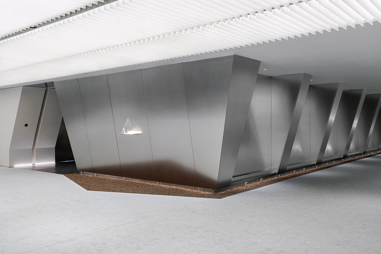 坪彗全球办公总部,"科技禅"定义超现实展厅