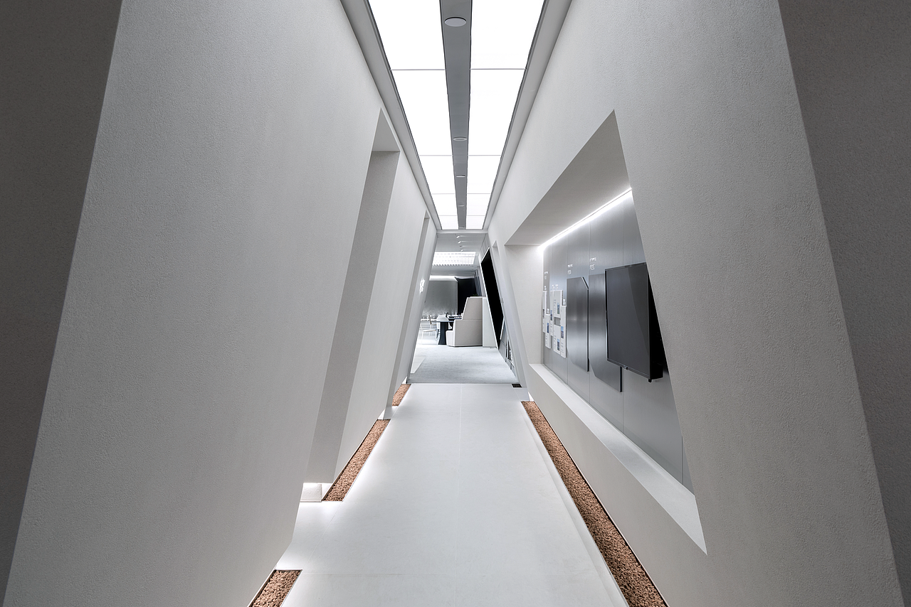 坪彗全球办公总部,"科技禅"定义超现实展厅