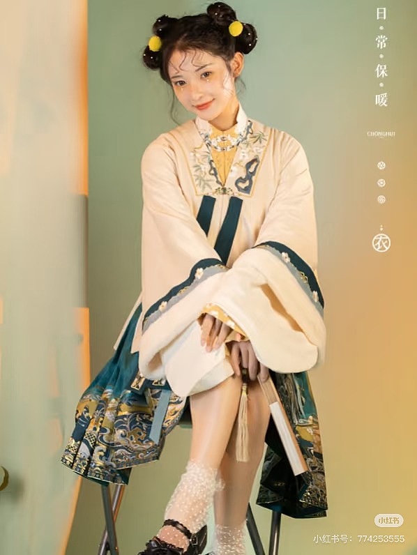 来做一次多年的汉服集合