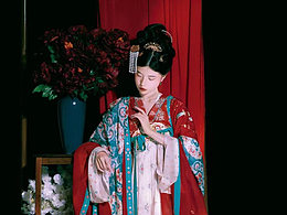 來(lái)做一次多年的漢服集合