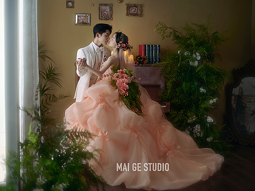 2025  粉色主题 花房故事