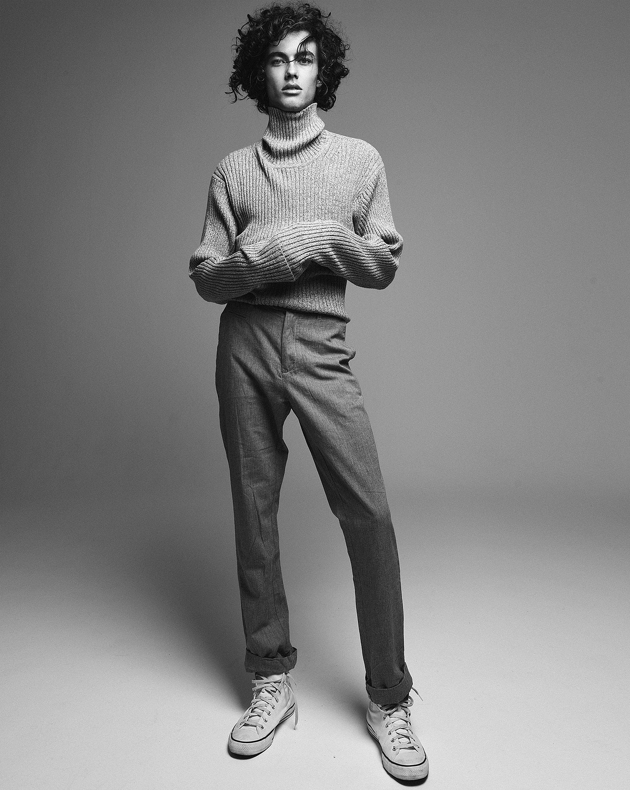 广州长卷发男外模巴西辨识度男模高级感冷清风模特