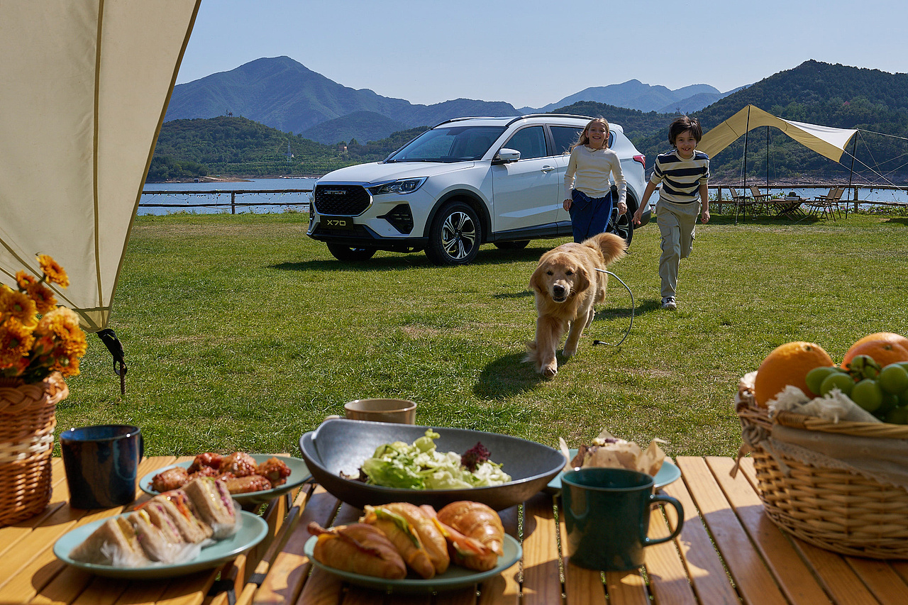 汽车美图 ｜姐弟带上狗狗和爸妈去旅行（图ZMzg4NTQ4Mzg0） - 产品摄影 - 站酷设计师王昌龙WangEthan原创素材 - 站酷ZCOOL