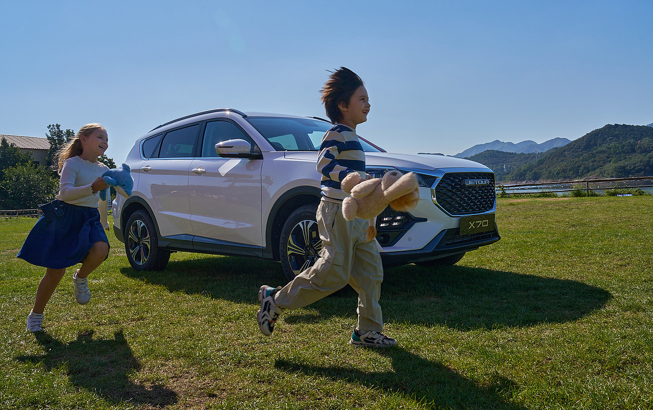 汽车美图 ｜姐弟带上狗狗和爸妈去旅行（图ZMzg4NTQ4Mzk2） - 产品摄影 - 站酷设计师王昌龙WangEthan原创素材 - 站酷ZCOOL