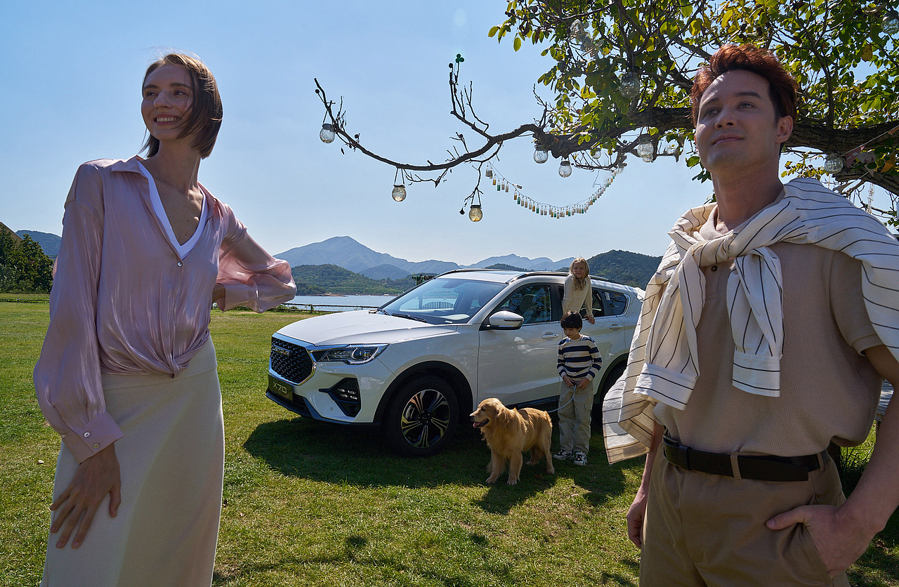 汽车美图 ｜姐弟带上狗狗和爸妈去旅行（图ZMzg4NTQ4NDUy） - 产品摄影 - 站酷设计师王昌龙WangEthan原创素材 - 站酷ZCOOL