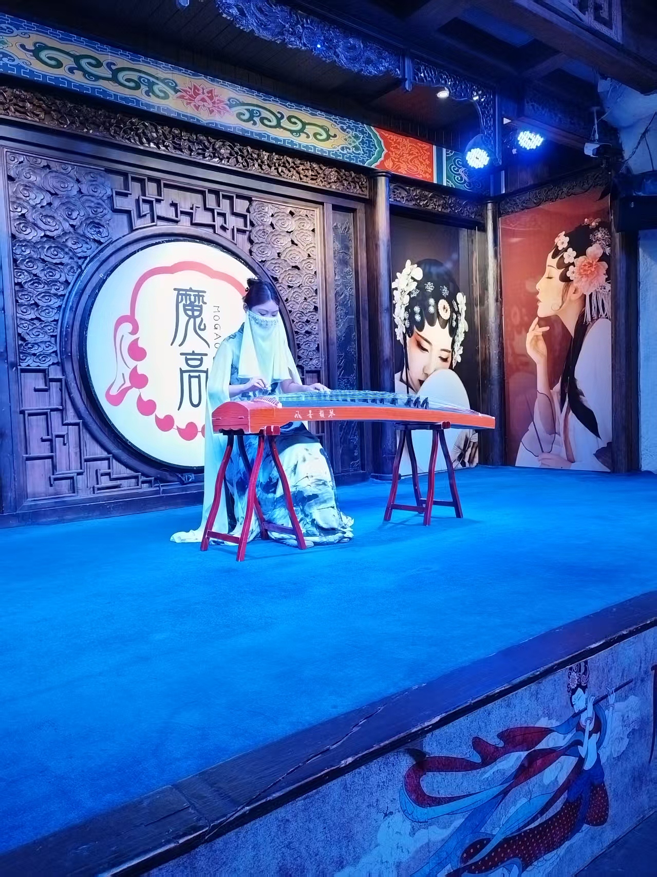 表演的人（图ZMzg4NTc1MTAw） - 人像摄影 - 站酷设计师刀文521原创素材 - 站酷ZCOOL