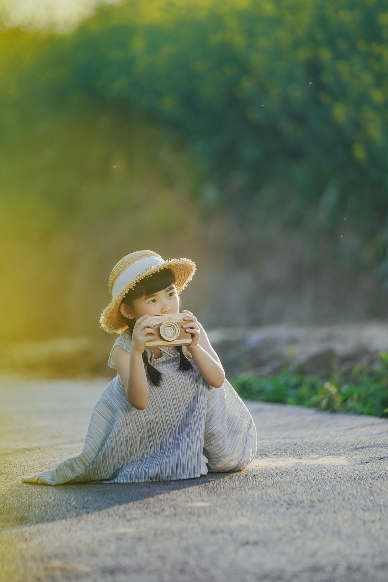 油菜花开的春天（图ZMzg4NTkzMTYw） - 人像摄影 - 站酷设计师有田人家原创素材 - 站酷ZCOOL