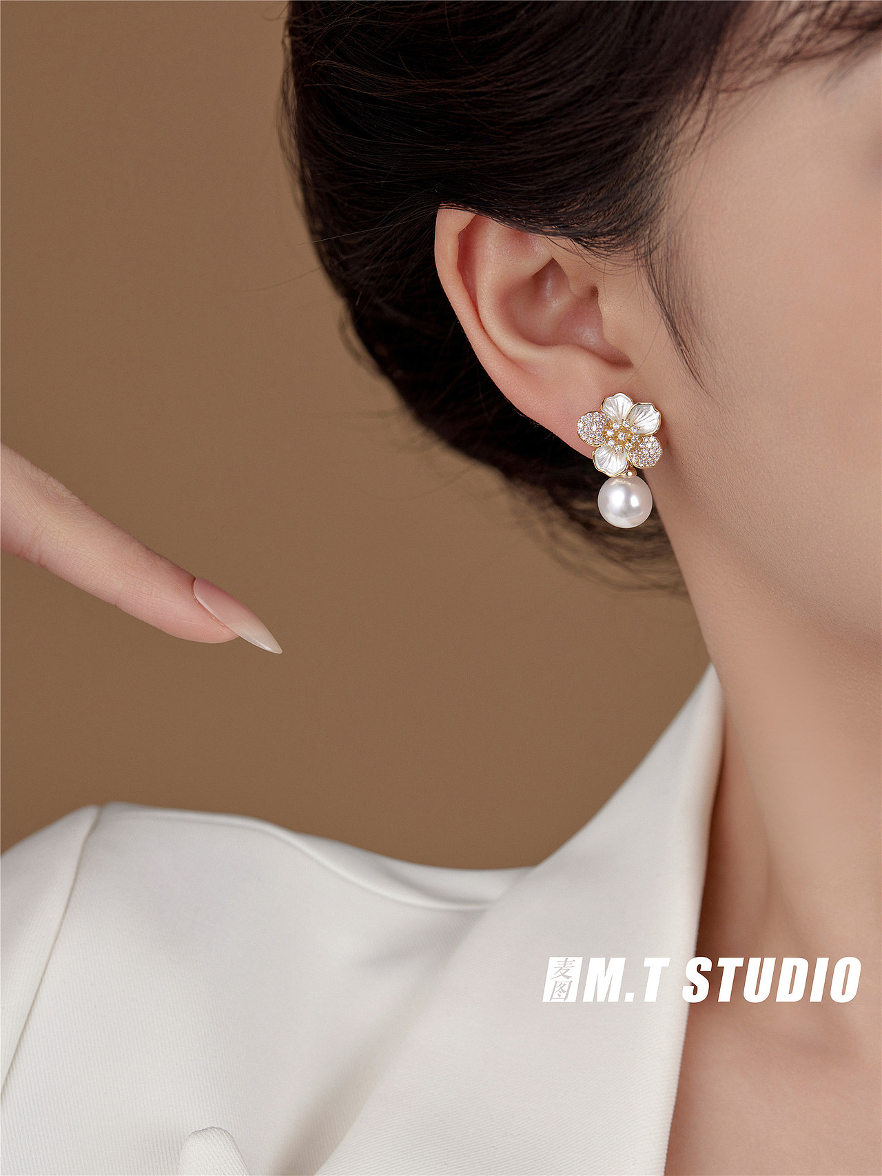 珠宝饰品拍摄 小众饰品模特耳饰拍摄 珍珠耳饰模特拍照