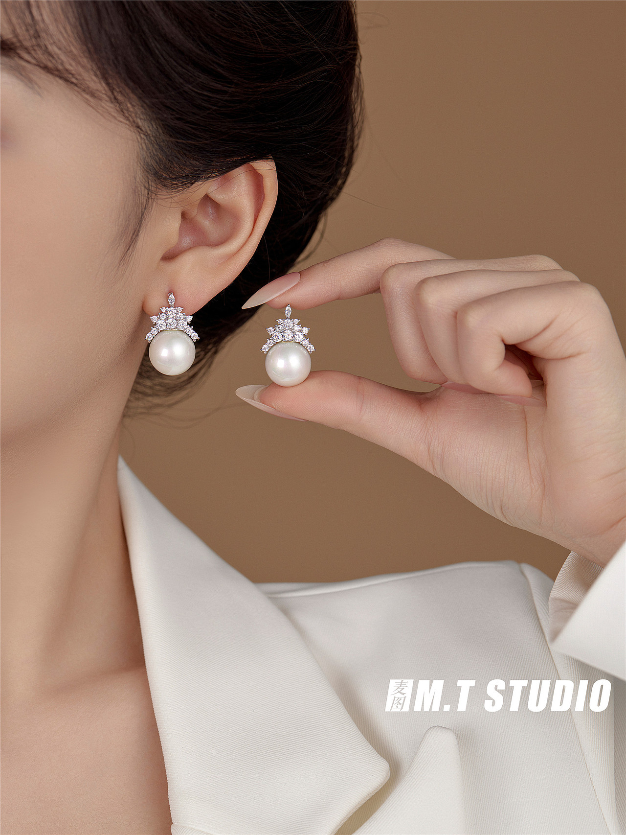 珠宝饰品拍摄 小众饰品模特耳饰拍摄 珍珠耳饰模特拍照