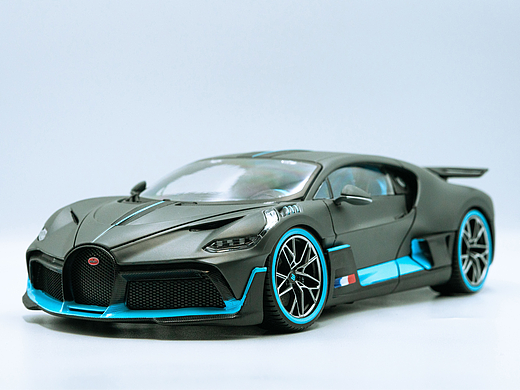 Bugatti Divo Bburago 1:18