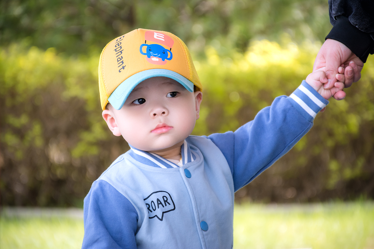 外面的世界（图ZMzg4ODIwMjMy） - 人像摄影 - 站酷设计师左格品牌原创素材 - 站酷ZCOOL