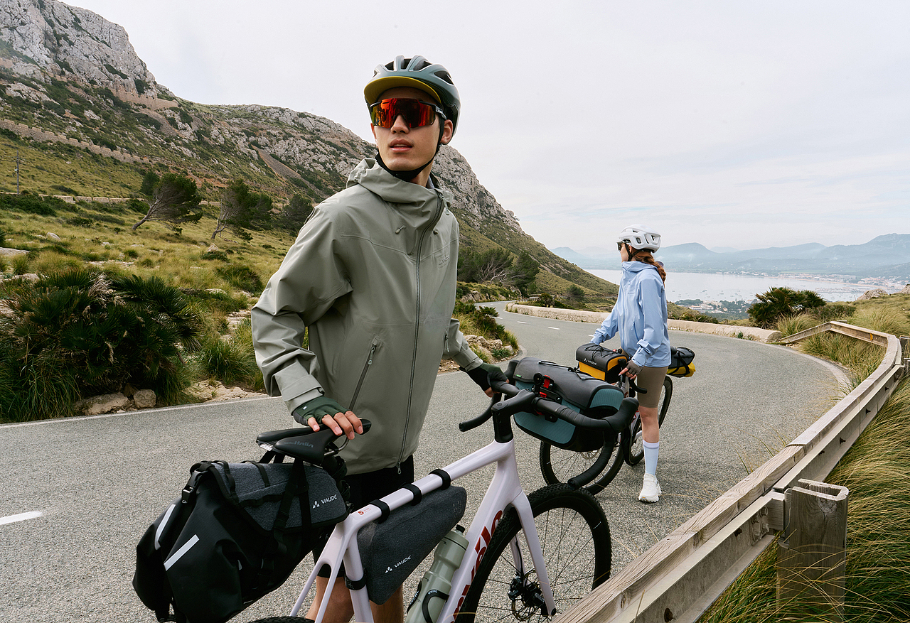 RETOUCH WORK FOR vaude巍德 春日骑行大片（图ZMzg4OTM0OTQw） - 人像摄影 - 站酷设计师黑白君工作室原创素材 - 站酷ZCOOL