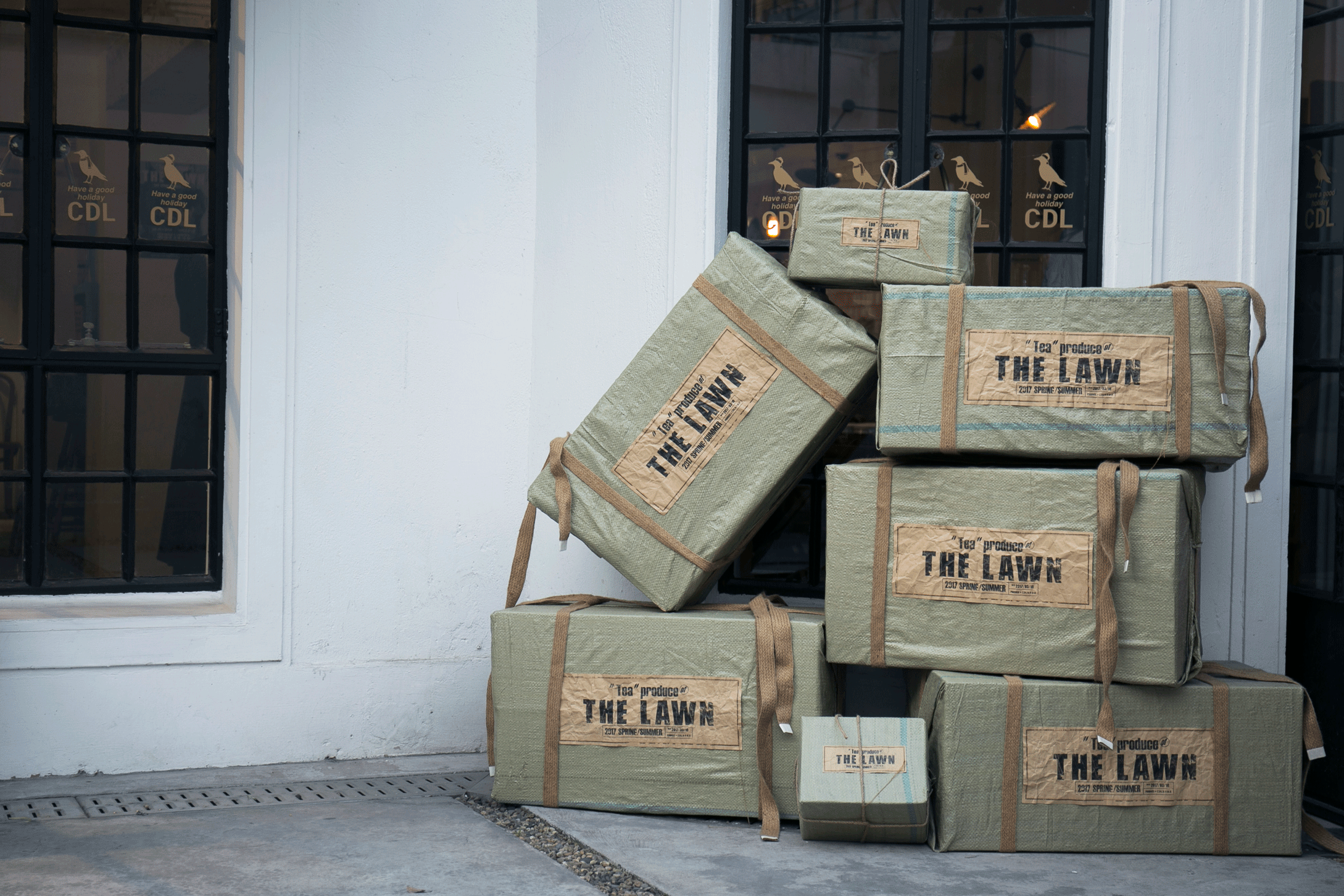 長作棟梁 x THE LAWN