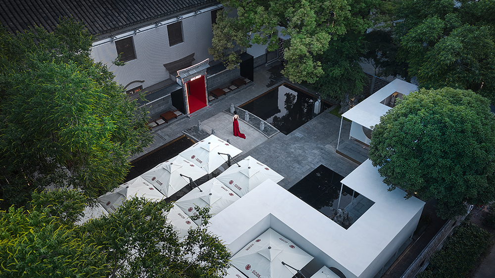 在秦淮河边重塑传统-红龙虾餐饮零售空间设计|365天的好设计NO.70