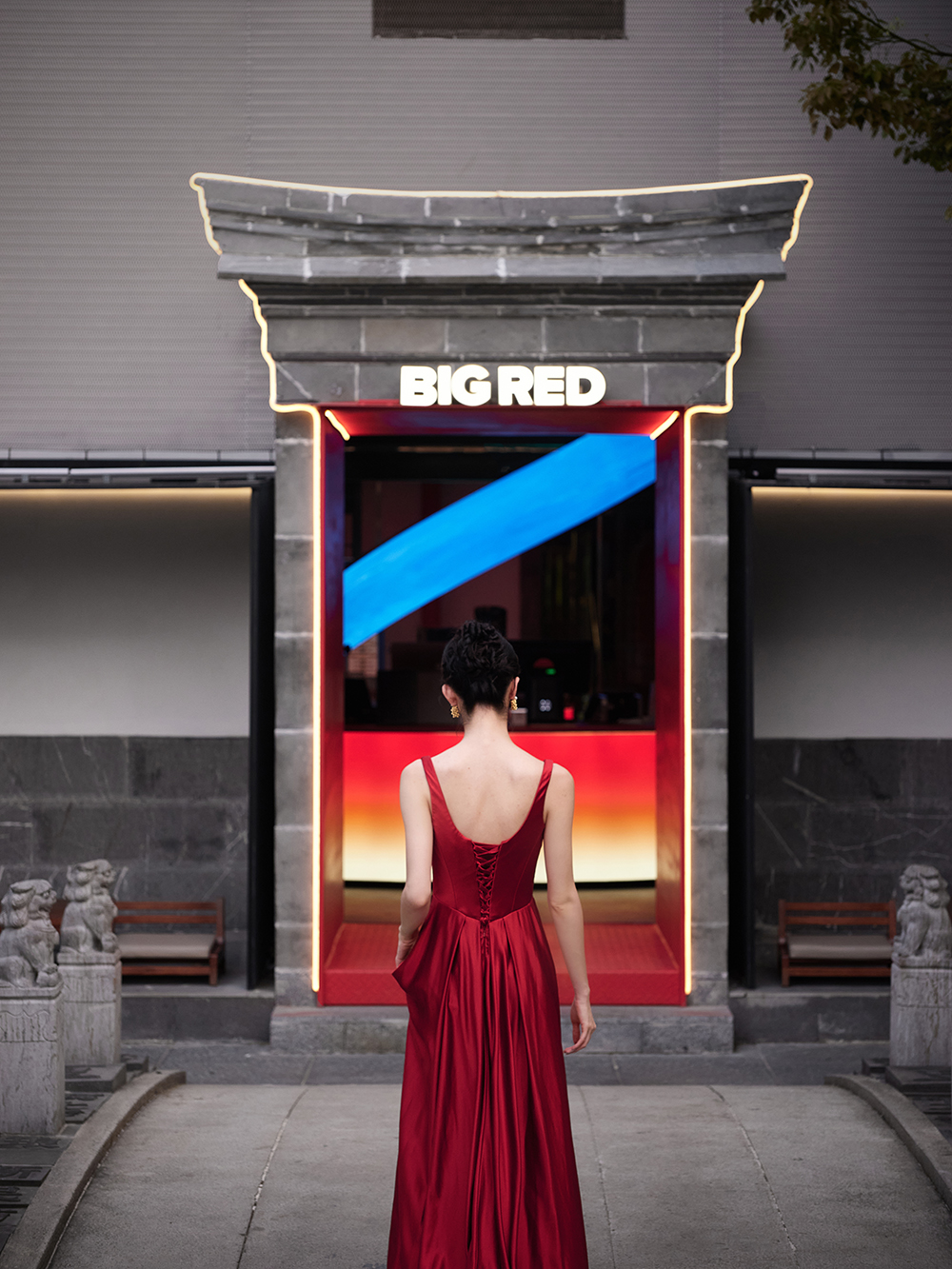 在秦淮河边重塑传统-红龙虾餐饮零售空间设计|365天的好设计NO.70