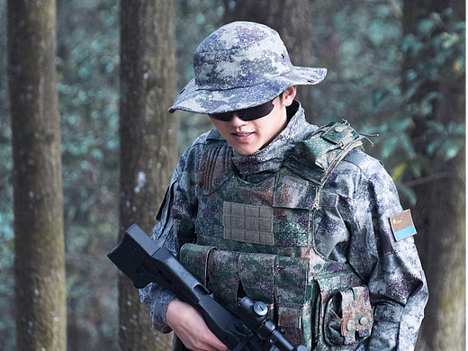 bluewing戰(zhàn)術工研室 軍迷影像寫真約拍 -叢林先鋒No.02（個人主頁-ZNjM2MDEyMTY=） - 人像攝影 - 站酷設計師BLW戰(zhàn)術工研室原創(chuàng)素材 - 站酷ZCOOL